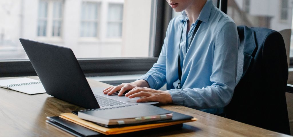 Formation administrative CPF : quel parcours choisir vraiment ?