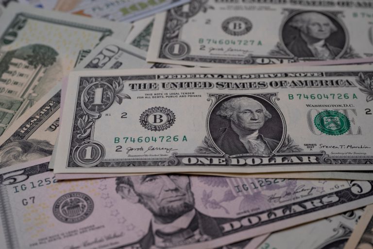 Que veut dire USD et pourquoi ce sigle est partout ?