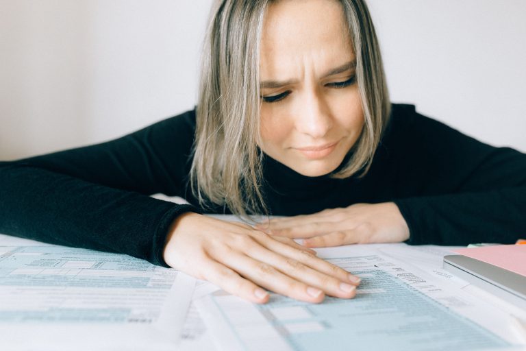 Ton bulletin de salaire est négatif, que faire ?