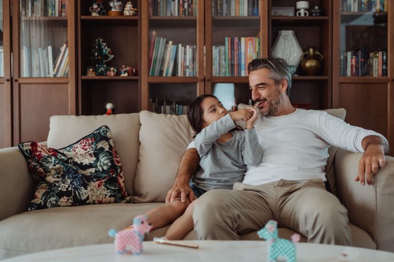 Congé parental, combien de temps peut-on s&rsquo;arrêter ?
